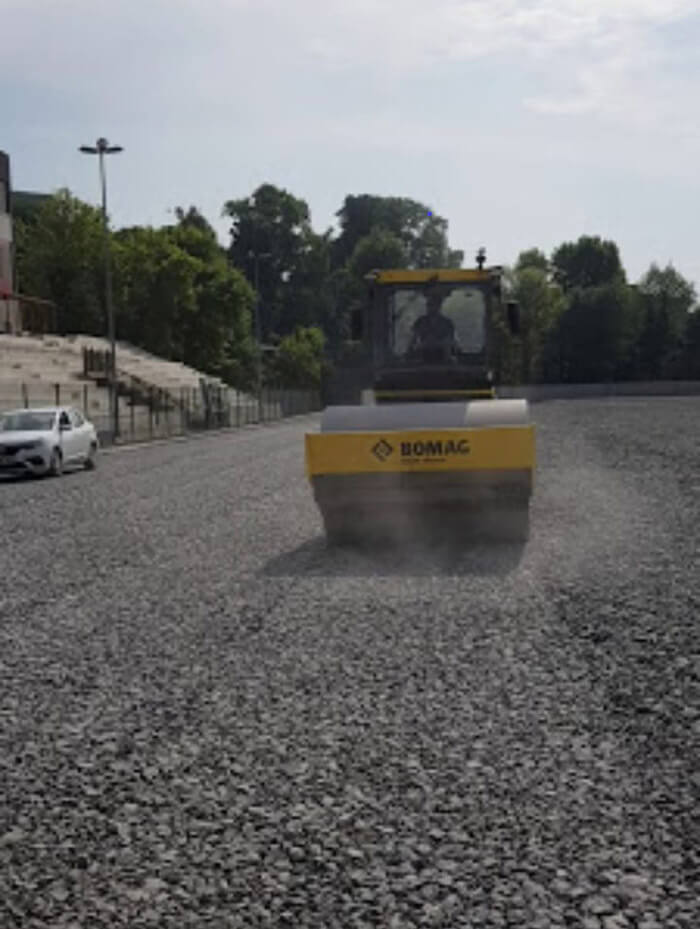 hali-saha-yapimi-ve-hali-saha-maliyeti-1_i24.jpeg (62 KB)