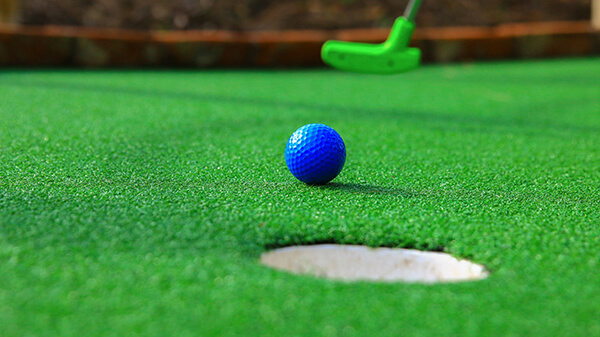 sentetik-cim-hali2_3cr.jpg (114 KB)